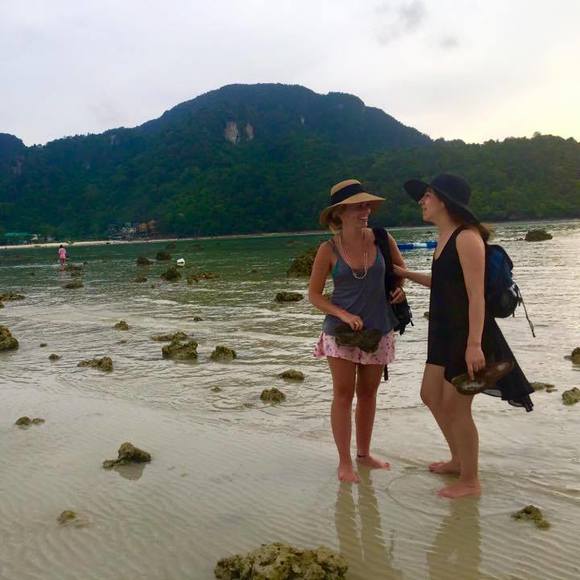 Meet your Posher, Deanna - Picture 1 of 1